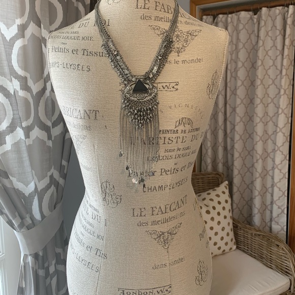 Faux Silver, Gunmetal Tone, Boho Style Bib Necklace with Black Triangle Pendant. - Picture 5 of 7